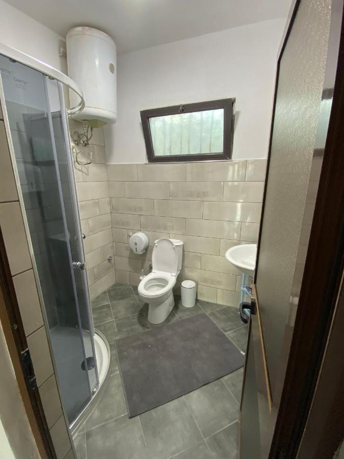 Rupa Guest House Camping Shkodër 外观 照片