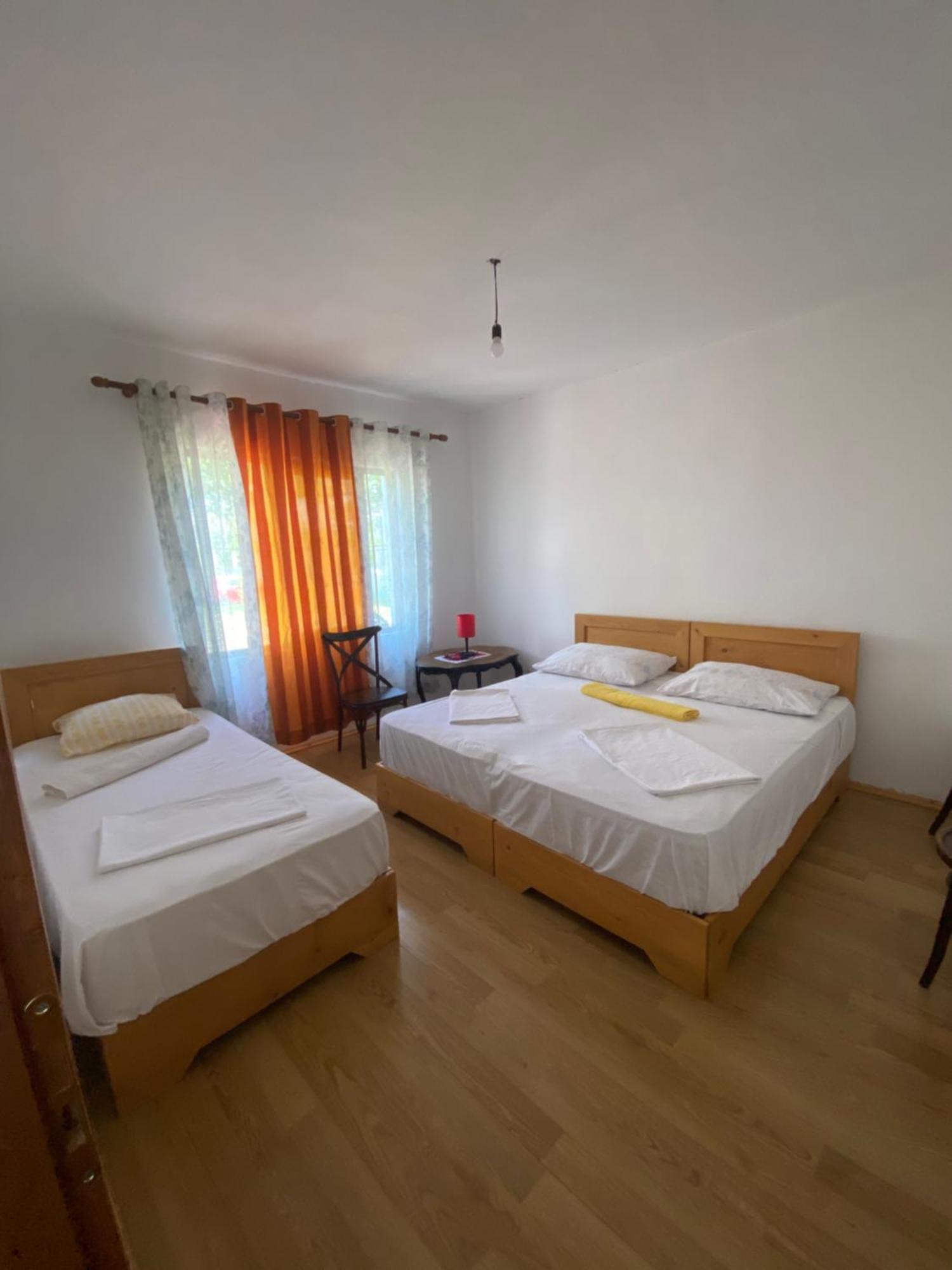 Rupa Guest House Camping Shkodër 外观 照片