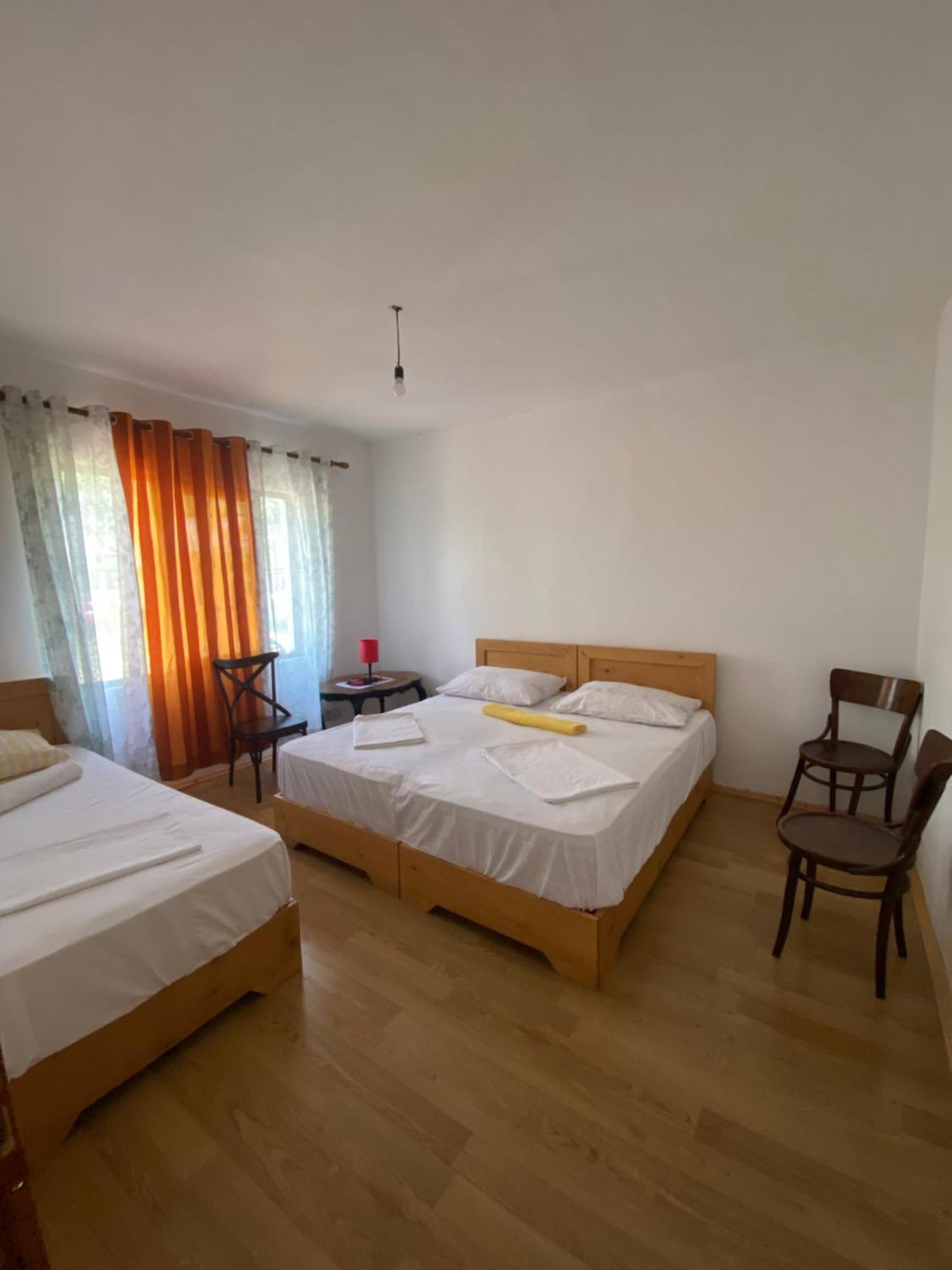 Rupa Guest House Camping Shkodër 外观 照片